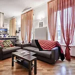 Luxrent Loft Lagrange *