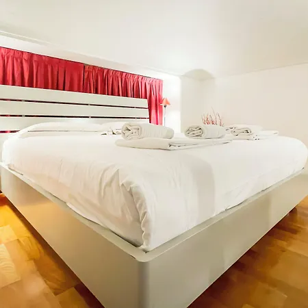 Luxrent Loft Lagrange דירה טורינו