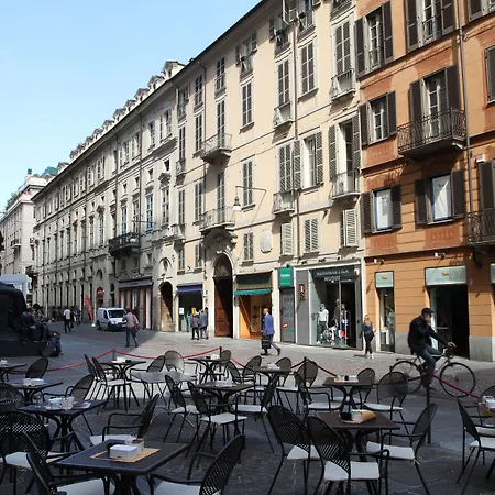 Luxrent Loft Lagrange アパート トリノ